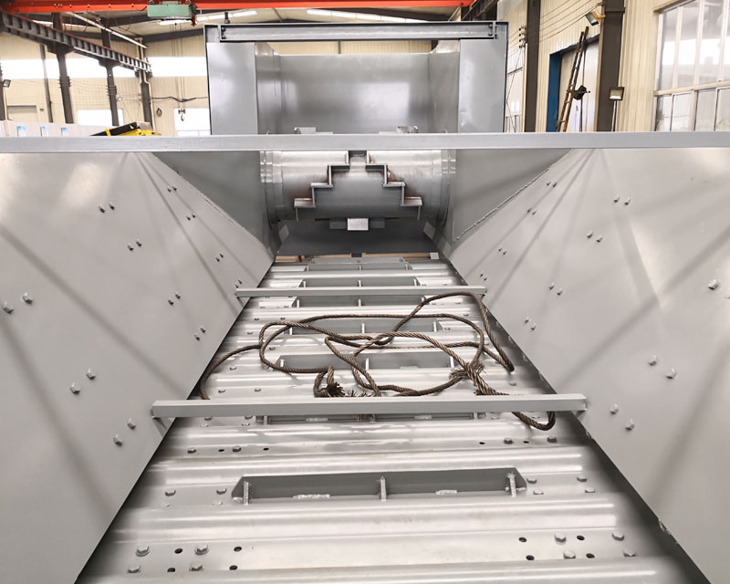 帶均料機(jī)鏈板機(jī)